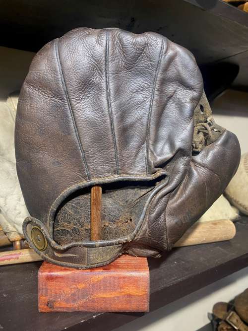 A.J. Reach Fielders Mitt Back